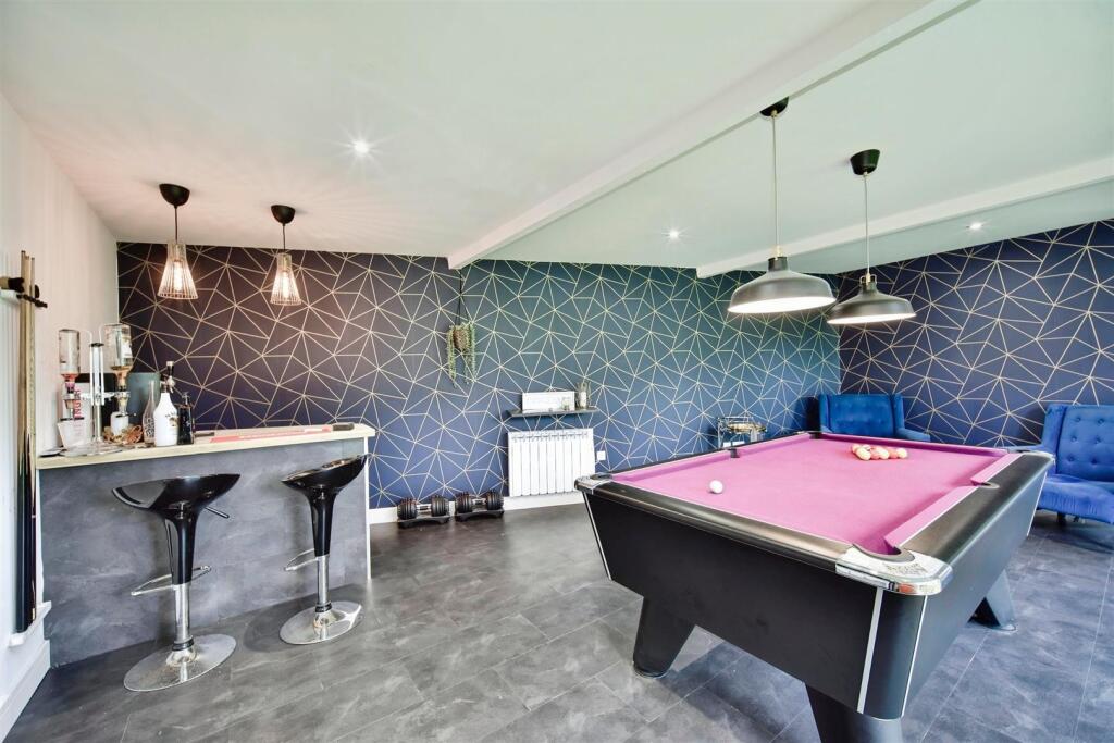 Summer House / Games Room