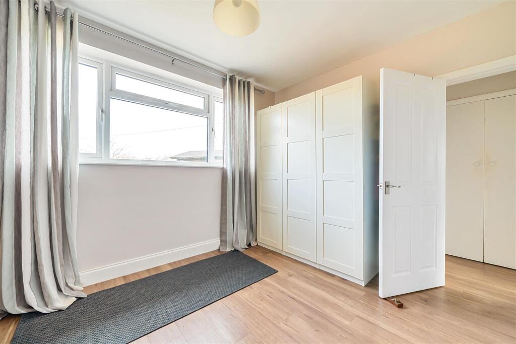 All Oaks Bungalow, Cathiron