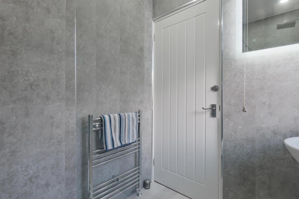 026-282 North Dryburgh Road, Wishaw.jpg
