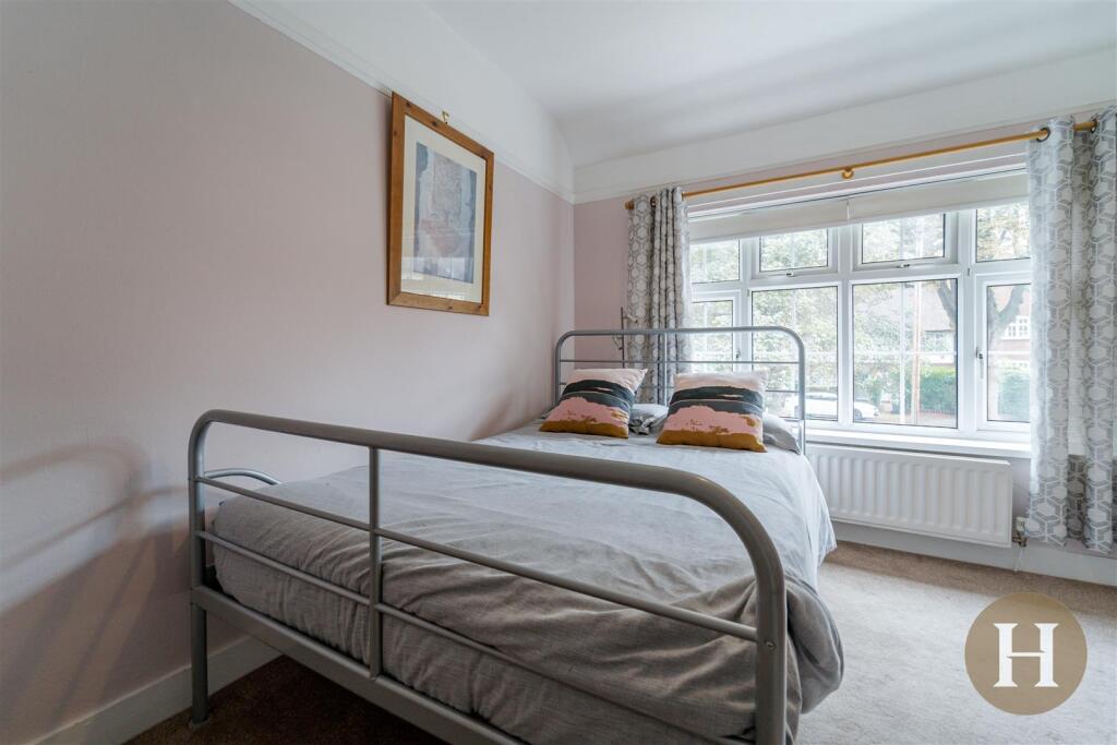 Hadleigh Estate Agents-10.jpg