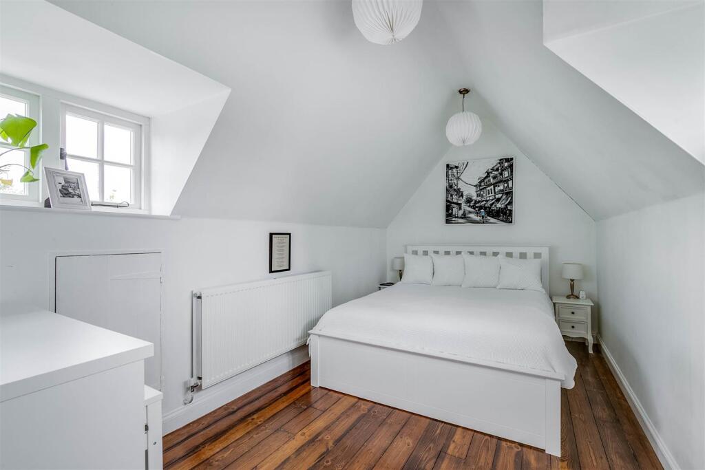 Norton Way South 357-34.jpg