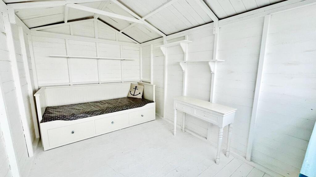 Beach Hut