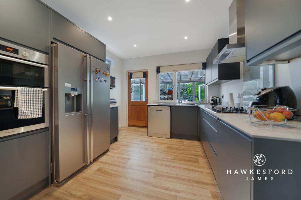 Key Street - Kitchen