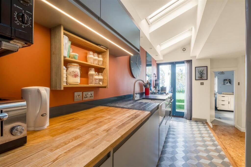 43 Temple Street-5.jpg