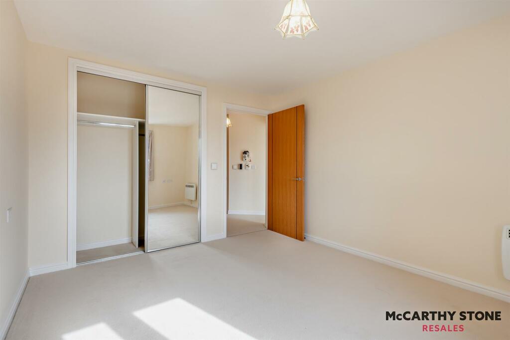 8589580-interior03-800.jpg