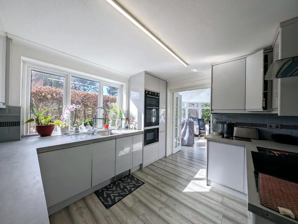 8d75671d-2c06-4973-8e1b-0d306adeb82a