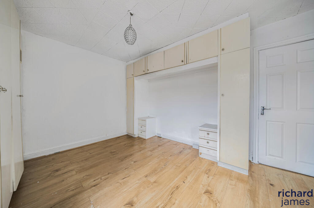 5de126e796704aed97deaf18be1b7570