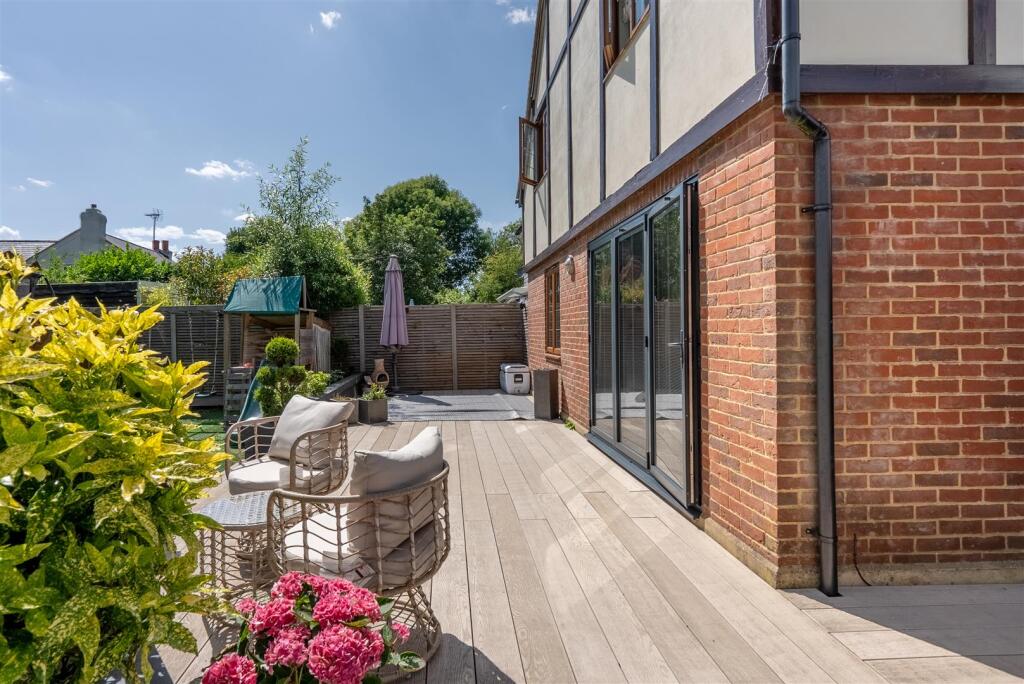 Courtney House-30.jpg