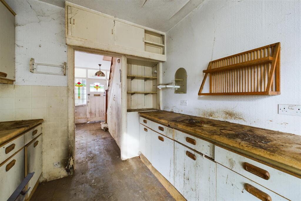 15 Ravenhill Avenue, Knowle, Bristol BS3 5DU | Fre