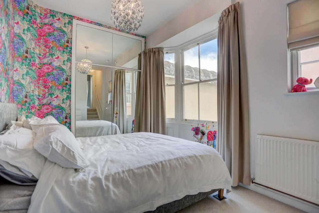 bedroom2