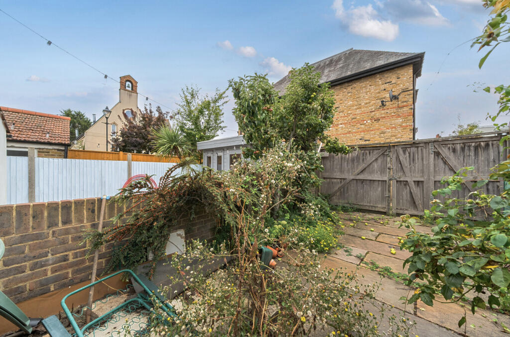 1341074-15-689cc7...