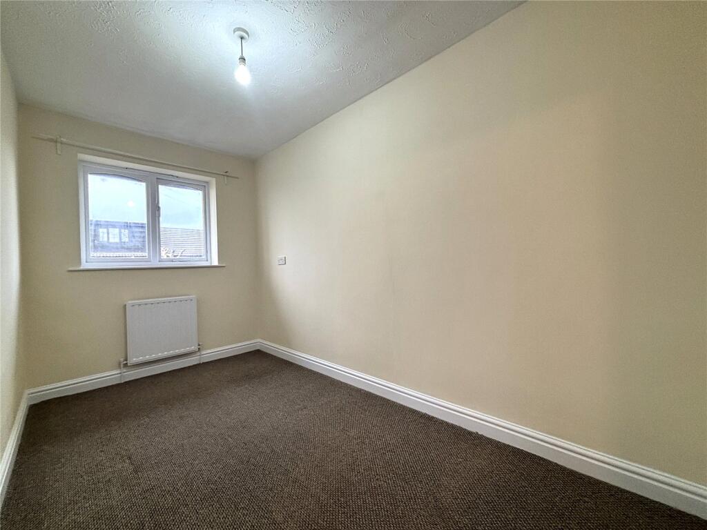 2nd Bedroom