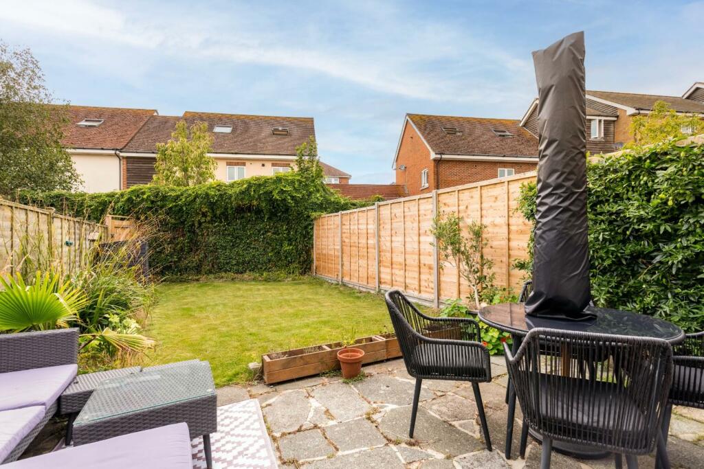 19 Old Shoreham Road-6.jpg