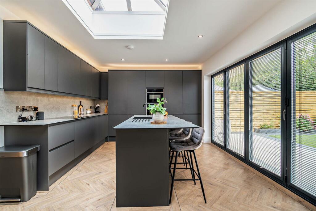 8614777-interior27-800.jpg