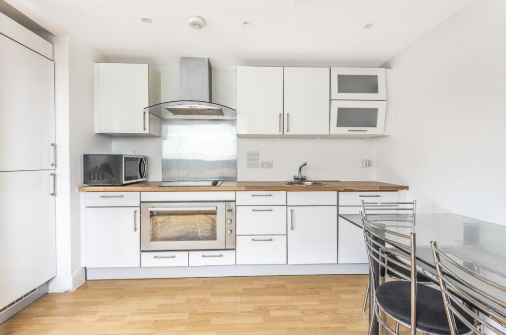 Clarenden House (12)