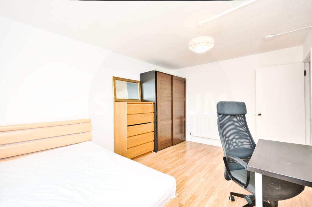 Hind Grove, Mile End, Limehouse, Poplar, London, E14