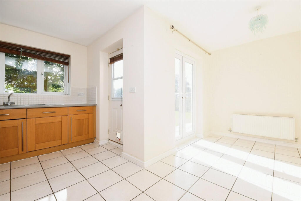 Further Kitchen