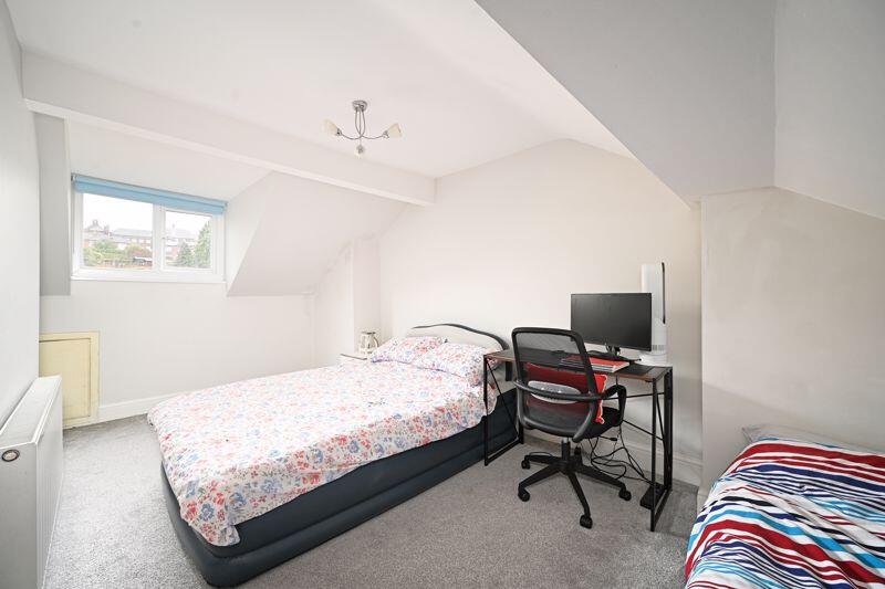 2nd Floor Double Bedroom 