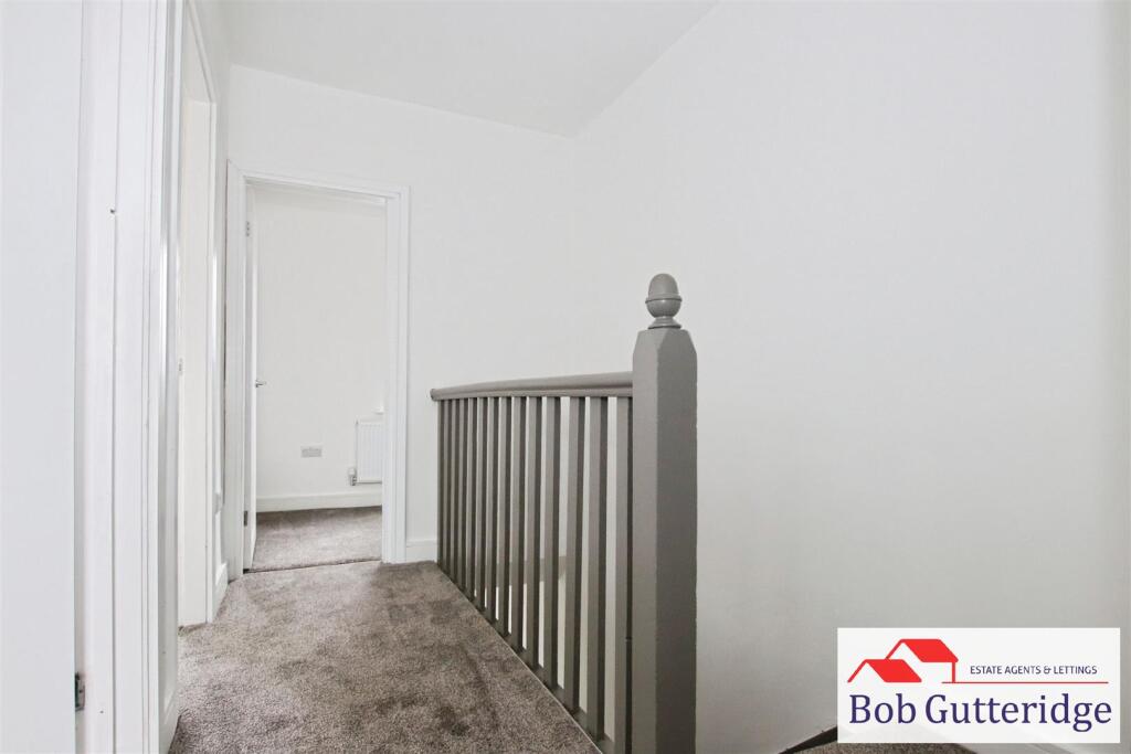 FIRST FLOOR LANDING