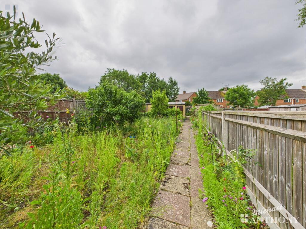 CAM03852G0-PR0318-STILL014