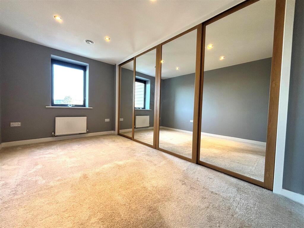 bedroom.jpg
