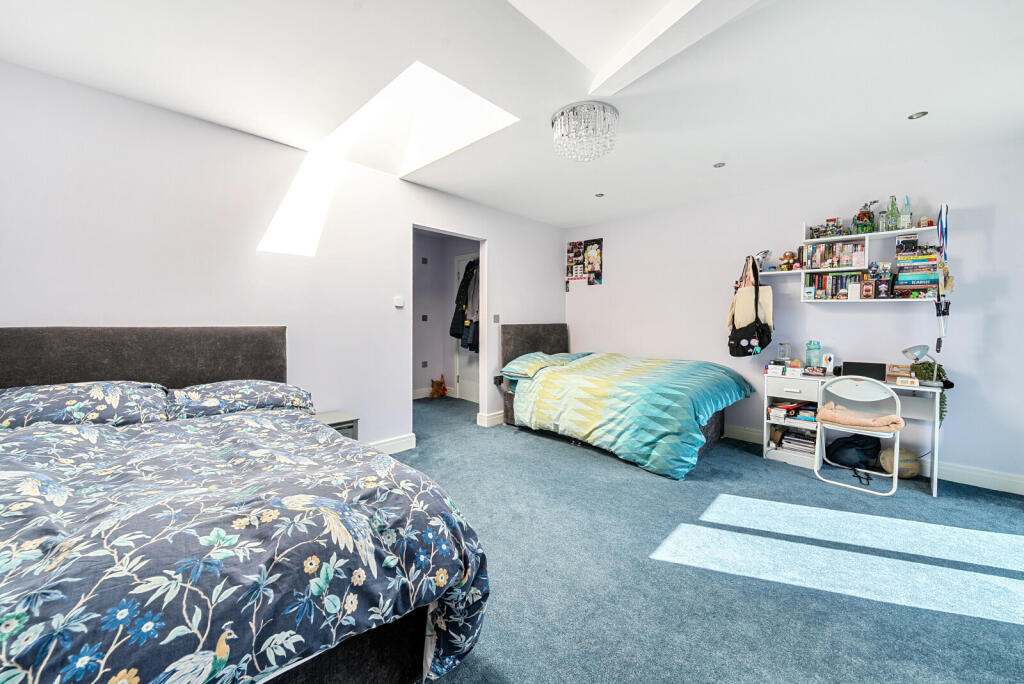 1347579-14-68bebf...