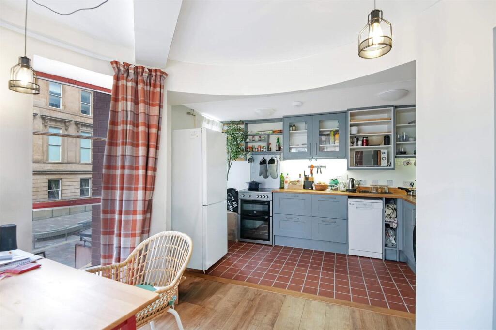 Dining To Kitchen