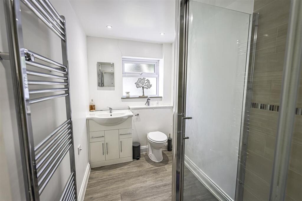Annexe Bathroom