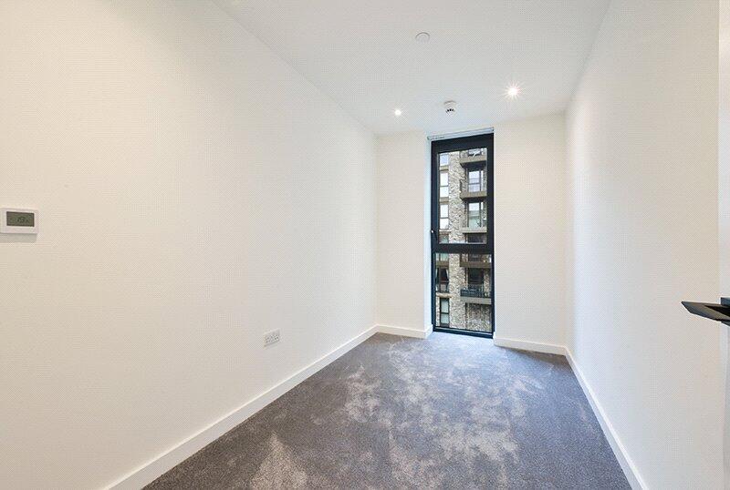 3 Broxwood Gardens
