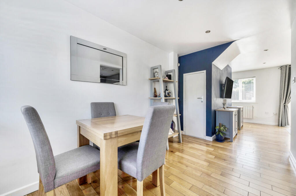 1294213-8-68271f0...