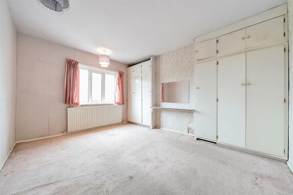 Bedroom 2.jpg
