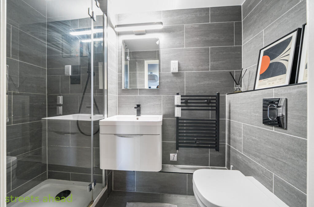 44127201-bc82-476...