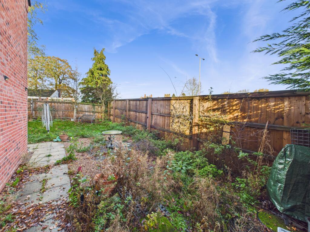 CAM05192G0-PR0179-STILL006