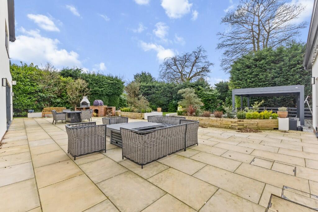 Entertaining patio