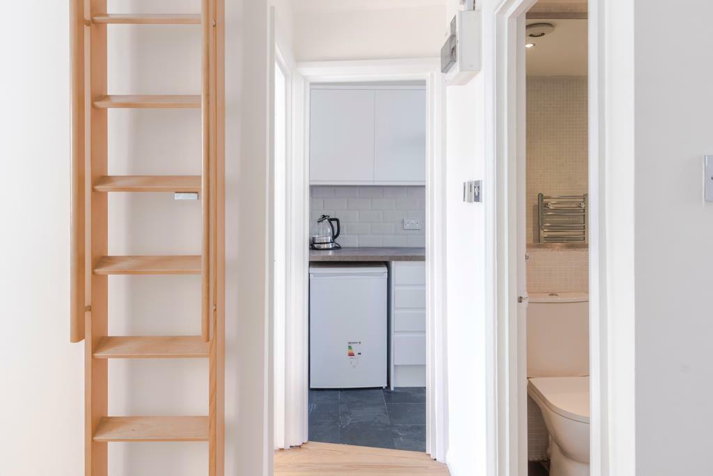 kitchen-1.jpg