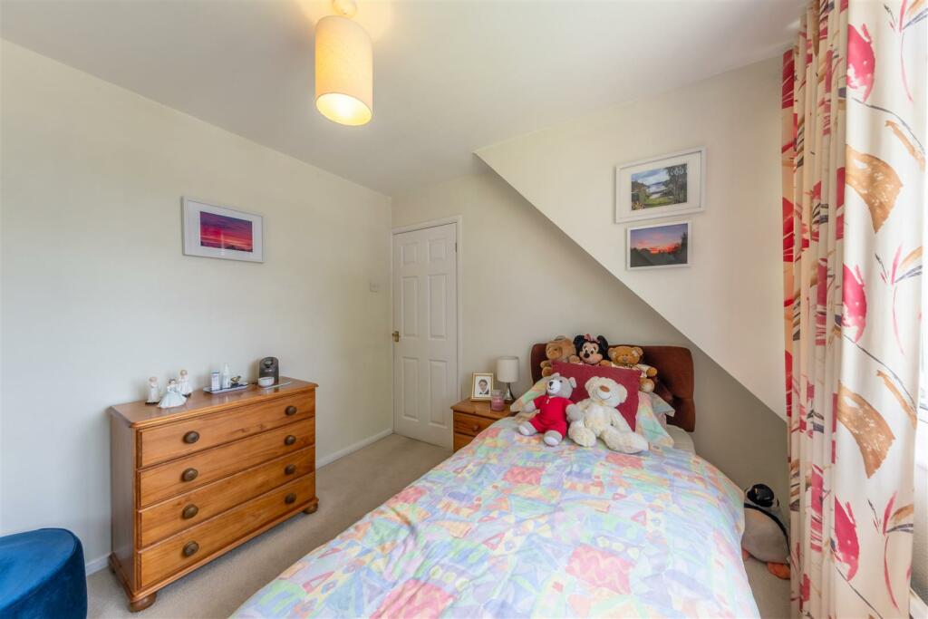 95 Ridings Lane-019.jpg