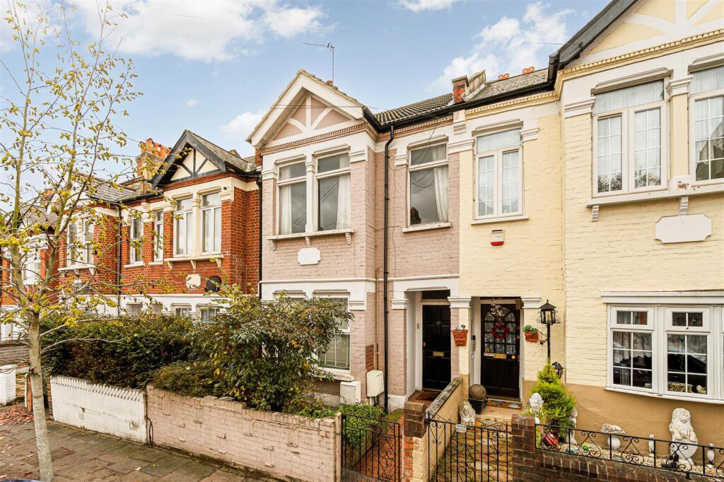 TFF - 19 Berrymead Gardens-2.jpg