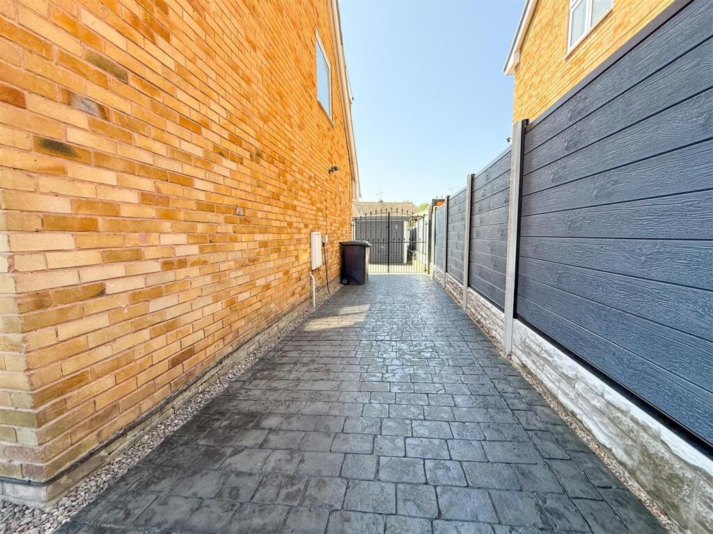 DRIVEWAY AND FRONT GARDEN