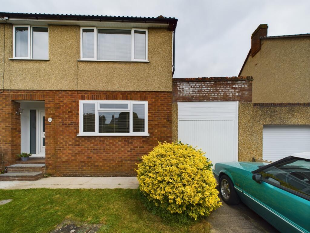 CAM02023G0-PR0054-STILL079