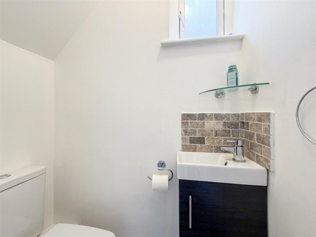 cloak room