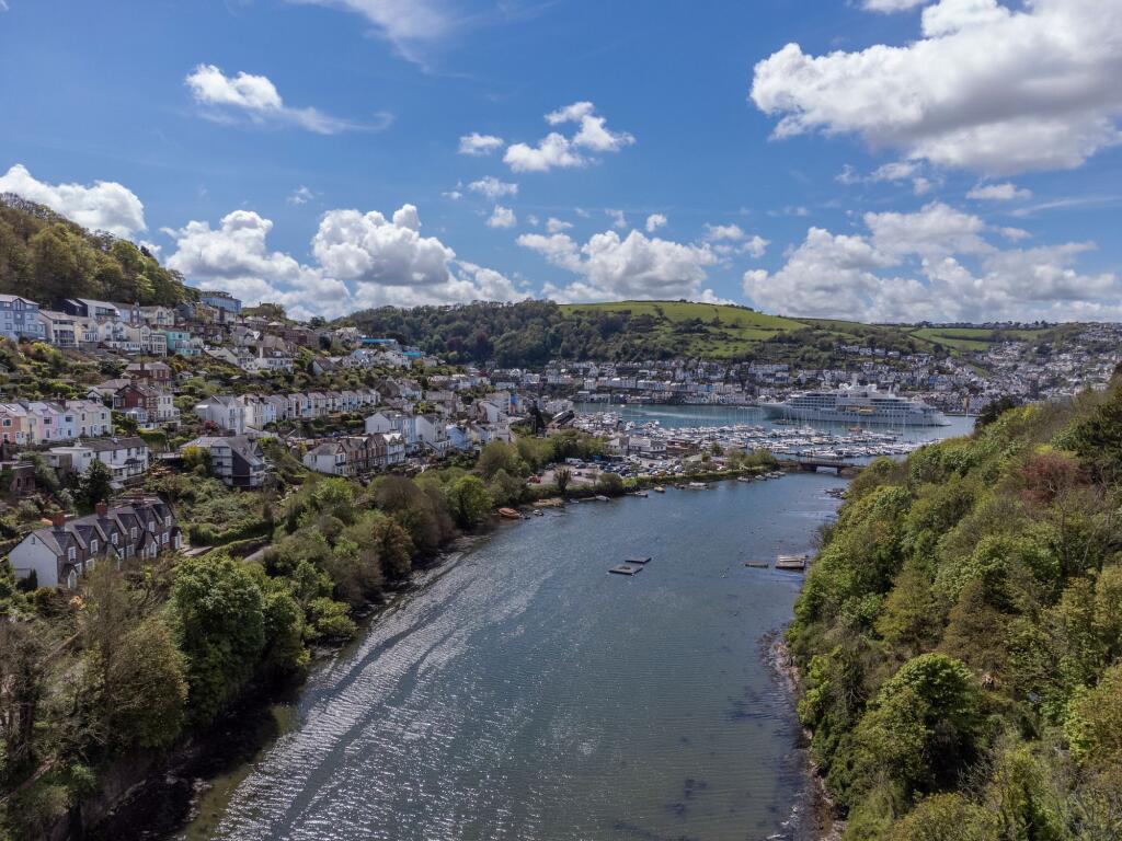 Apt 2 Castella_View_Kingswear