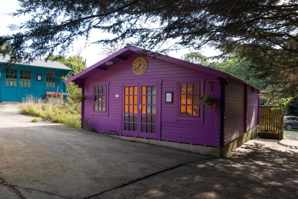 Owl Farm - Externals -1.jpg