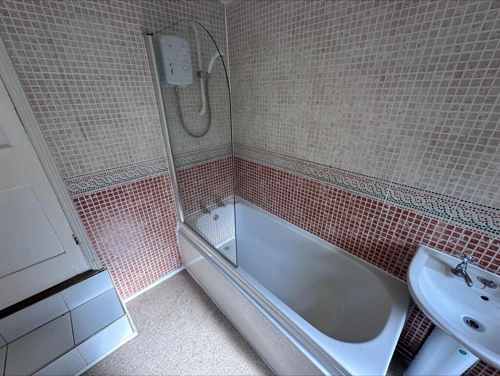 Bathtub.jpeg