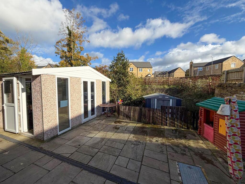 3 bed semi detached, Silsden