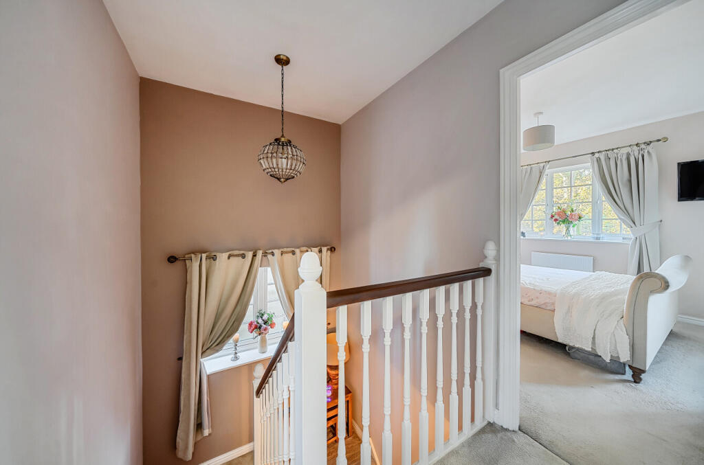 1382261-12-692082...