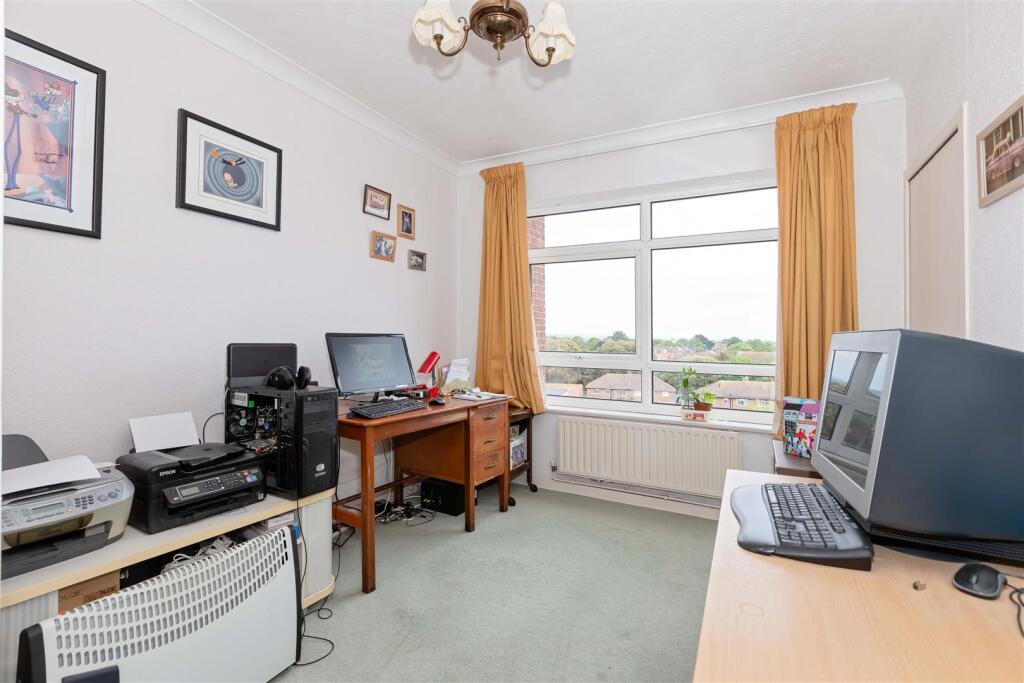 Westbury Court_11.jpg