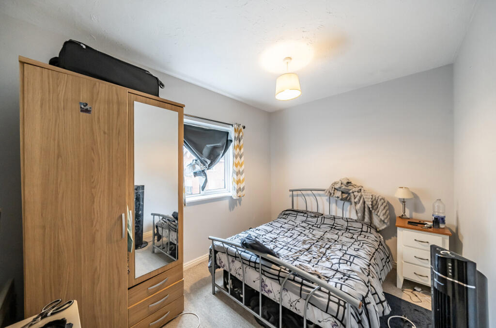 1341397-8-68a5f8f...