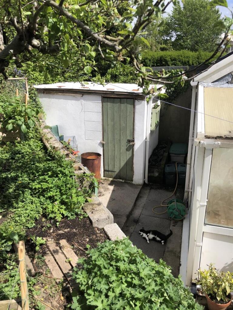 Outbuilding.jpg