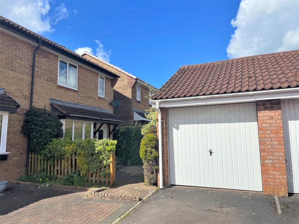 10 Linden Road