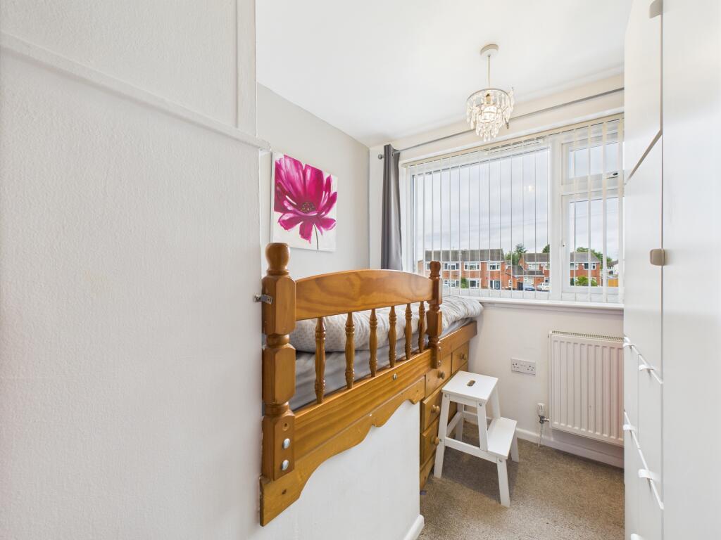 CAM04825G0-PR0144-STILL012